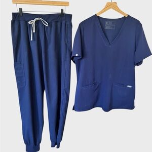 Women’s Figs Navy V-Neck Scrub Top & Drawstring Jogger Pants